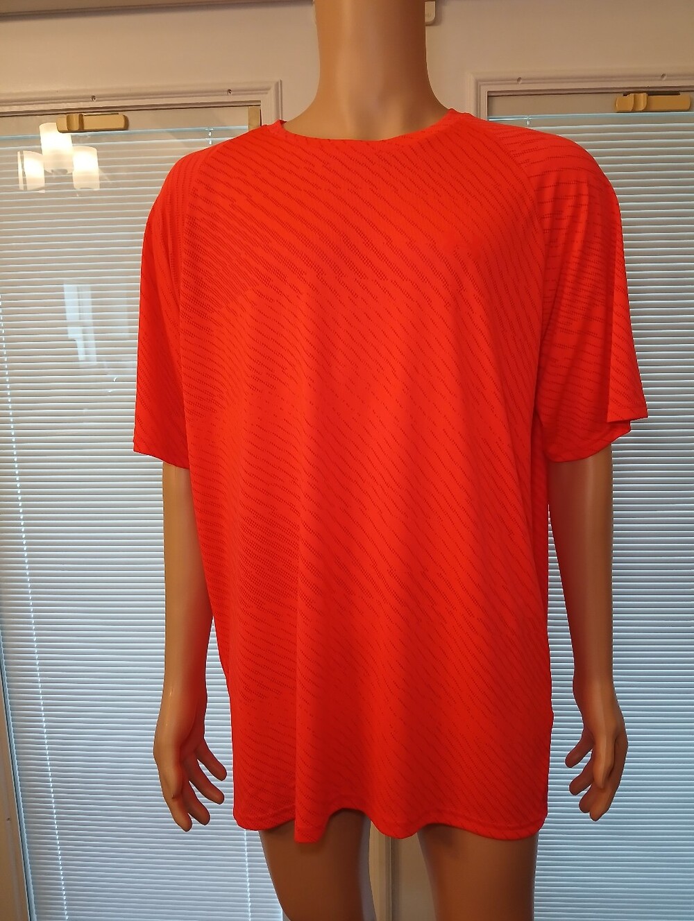 Under Armour Men's Short Sleeve Crew Tee - Vibrant Orange-Red